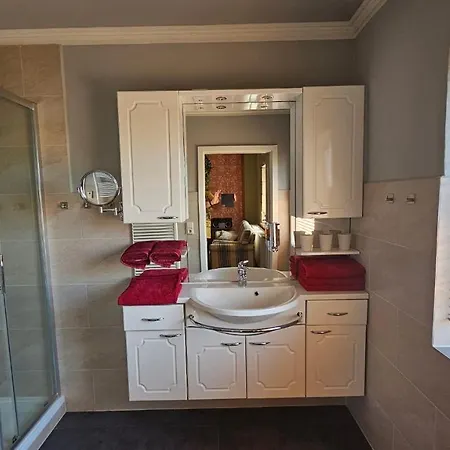 Burg Schleibnitz Bei Casa de hóspedes 3*