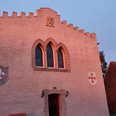 Burg Schleibnitz Bei Gasthof 3*